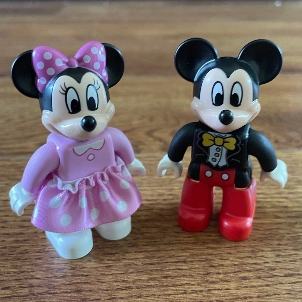 Lego Duplo x Disney preschool Mickey & Minnie Mouse figures
